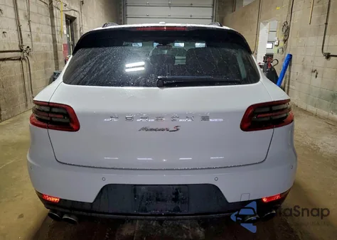 2017 Porsche Macan S z USA, uszkodzony, nr VIN WP1AB2A57HLB20715